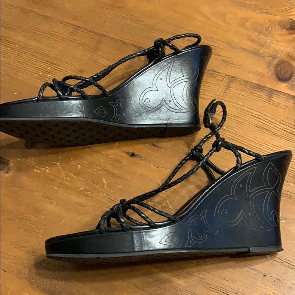 Antonio Melani wedges